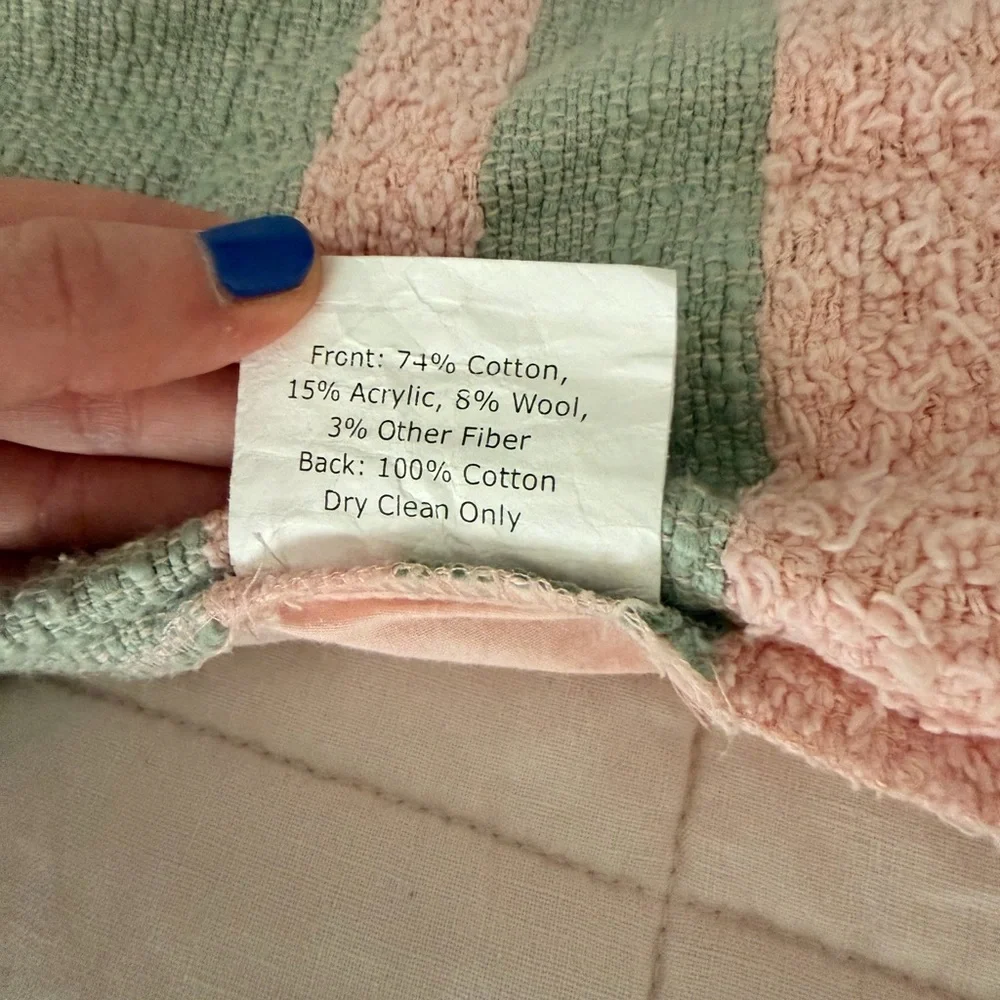 Crate & Barrel - Twin Size Duvet Cover and Matching Standard Sham